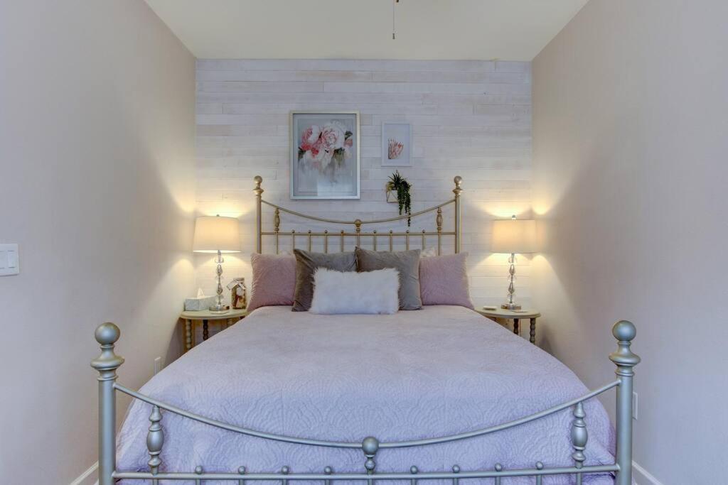 Spring Bungalow - A Cozy Getaway In Downtown Hot Springs! Экстерьер фото